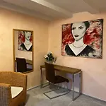 Art-hues דירה
