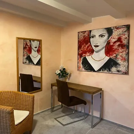 Art-hues Apartment